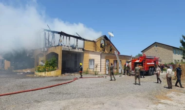 Lənkəranda hotel yanıb - YENİLƏNİB - VİDEO