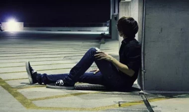 Nəvədən VƏHŞİLİK: nənəsini çəkiclə döyüb öldürdü, meyiti...