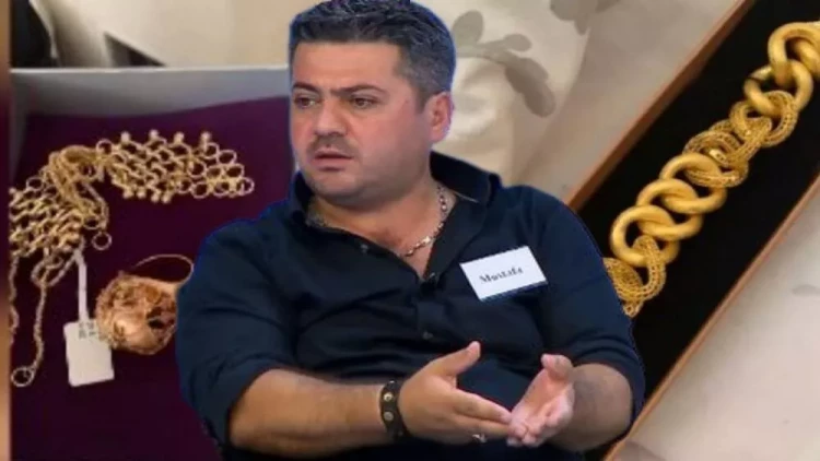 Müğənninin qızına aldığı qızılları nümayiş etdirdi - VİDEO