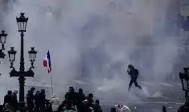 Fransa demokratiya ölkəsi deyil -  Parlament sədri