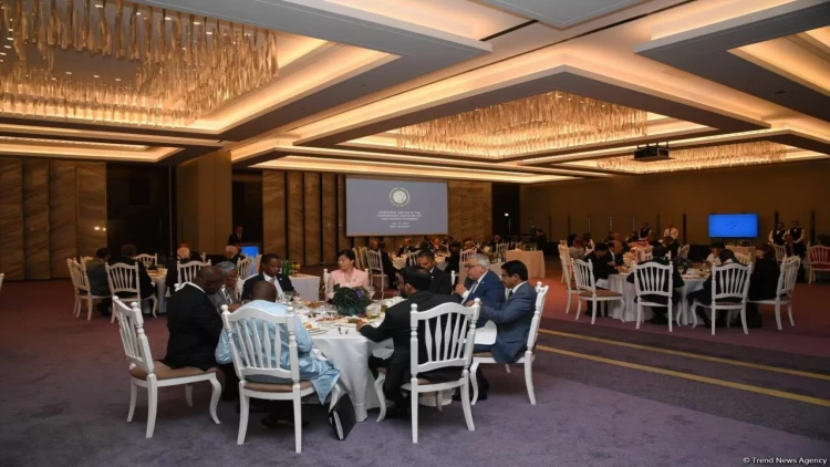 Nazirlər Bakıda naharda - FOTO