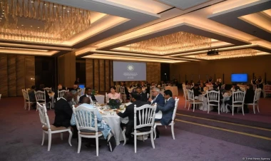 Nazirlər Bakıda naharda - FOTO