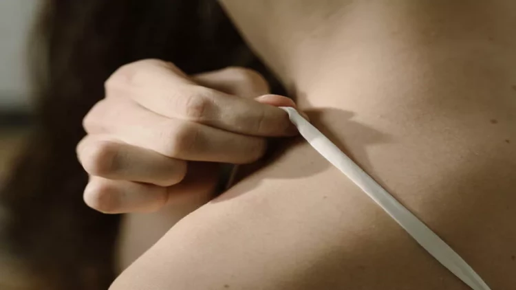 Xəstəxanada rüsvayçılıq - Tibb bacısı ilə xəstə... - FOTO