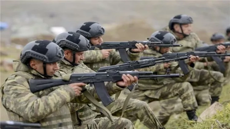 Moskva tələb etmir, Ordumuz özü hərəkətə keçəcək