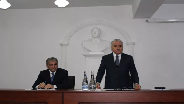 Balakənin yeni icra başçısı kollektivə təqdim olundu - FOTO