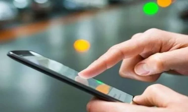 Bakıda telefonla çox danışmaq üstündə qətl - Problemlərini...