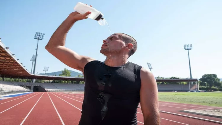 İsti havada idmanın təhlükəli nəticələri