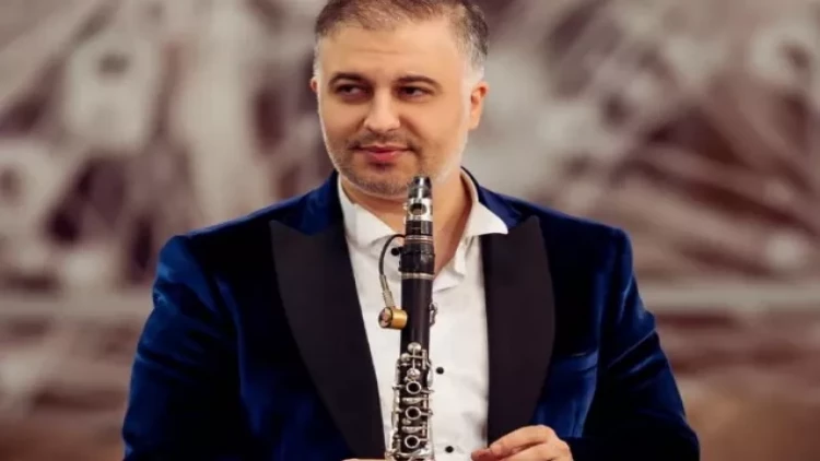 Klarnet ustası Hüseyn xanım izləyicisini təhqir etdi - FOTO