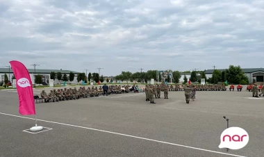 Nar Silahlı Qüvvələr Günü münasibətilə hərbçiləri təbrik etdi - FOTO