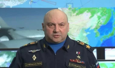 General Surovikin 