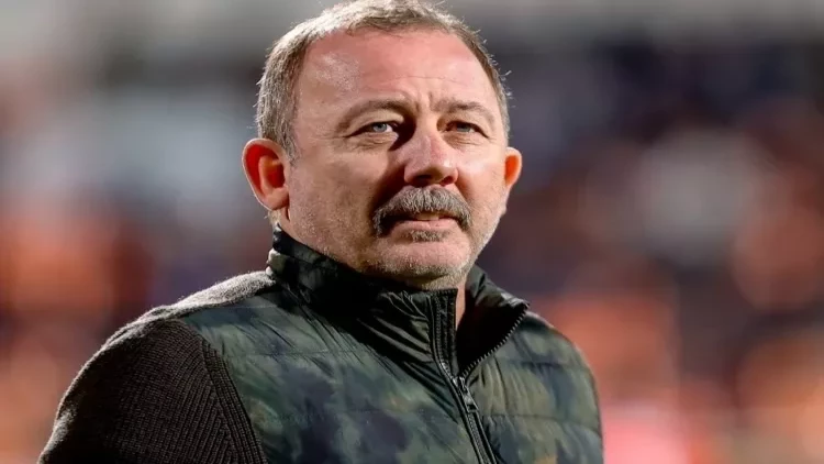 Sergen Yalçın xəstəxanaya yerləşdirildi