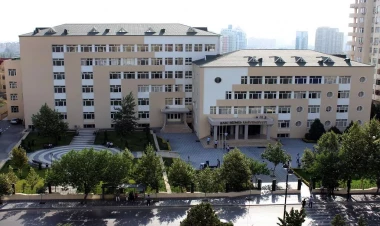 Bakı Biznes Universitetinin tələbələri diplomlarını ala bilmir - 