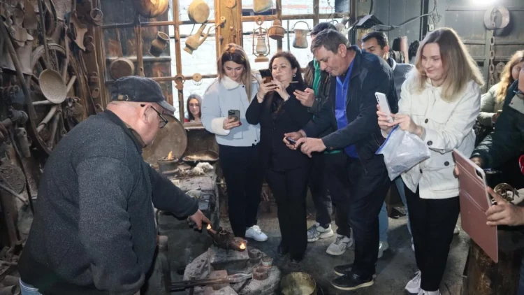 Qış turizm mövsümü öncəsi daxili turizm imkanları nümayiş etdirilib