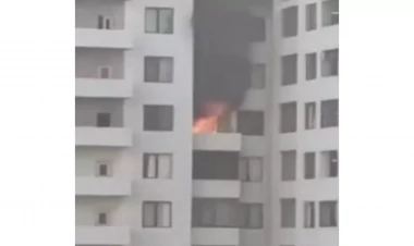 Bakıda çoxmərtəbəli binada yanğın söndürülüb - YENİLƏNİB - VİDEO