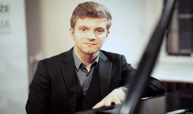 Azərbaycanlı fenomen ifası ilə məşhur pianoçunu VALEH ETDİ - VİDEO