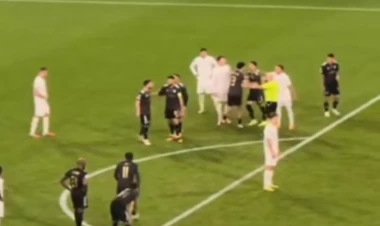 “Qarabağ”- “Napoli” oyununda gərgin anlar - VİDEO