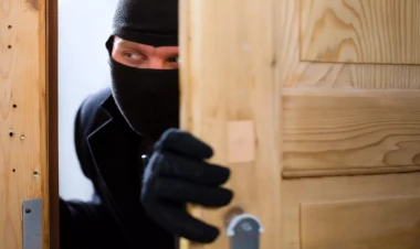 Çin vətəndaşları Azərbaycanda 357 min manat ələ keçirdilər