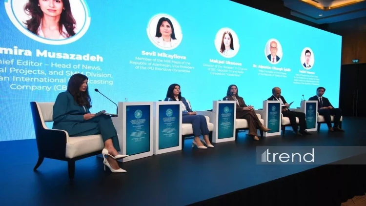 TDT-nin Media Forumu çərçivəsində üzv dövlətlərin qarşılıqlı əməkdaşlıq imkanlarına həsr olunan panel sessiya keçirilib - FOTO