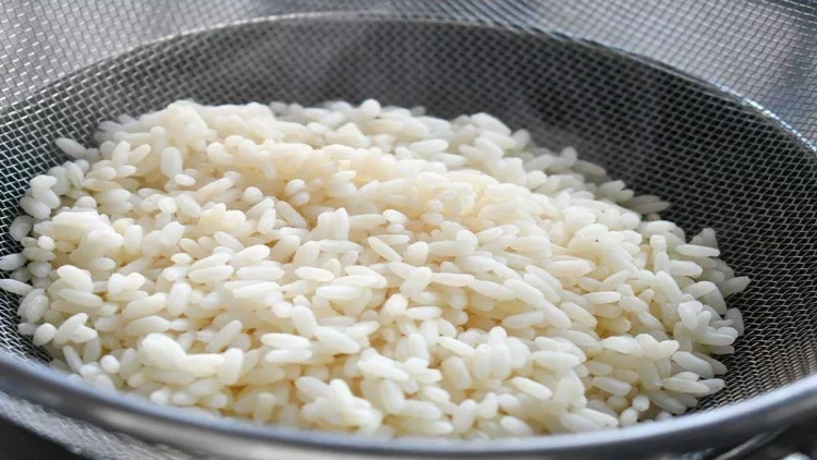 Plova duz nə vaxt əlavə olunur?