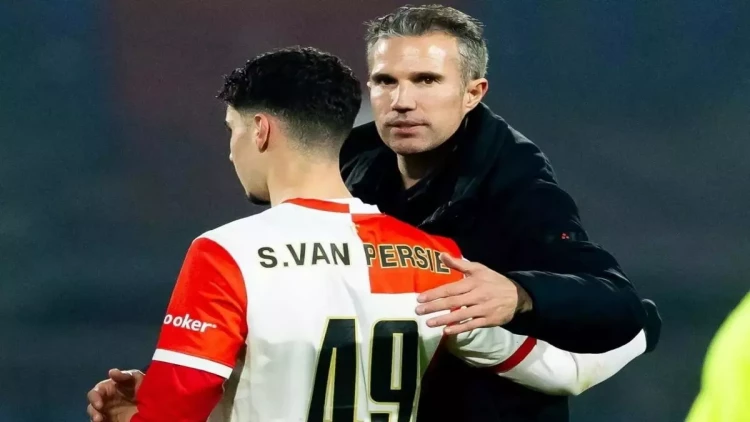 Oğlunu oyuna daxil etdi – matçdan sonra böyük qalmaqal yarandı - FOTO