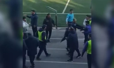 Ayxan Abbasovla Saşa İliç arasında qalmaqal - Meydandan qovuldular - VİDEO