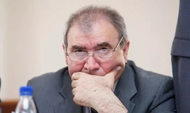 Cəmil Həsənli sərbəst buraxıldı - YENİLƏNİB