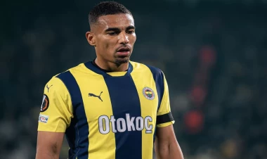 Arvadına görə klubundan ayrılır - İstanbula qayıtmaq istəyir