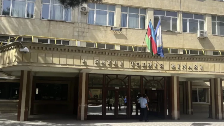 Universitet binasında söküntü işləri aparılacaq? - BDU-dan cavab