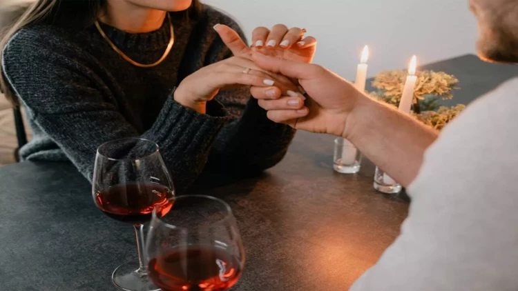 İlk görüşdə qızı diri-diri basdırdı