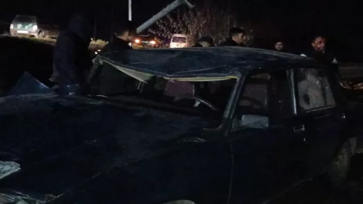 Bərdədə avtomobil dərəyə aşdı - FOTO