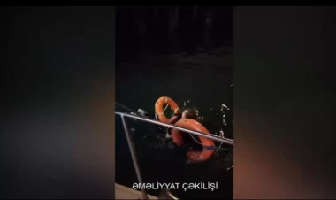 Ağ Şəhərdə dənizdə batan şəxs xilas edildi - VİDEO
