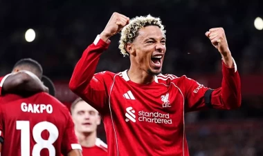 “Liverpul”un futbolçusu Premyer Liqanın ən sürətli qolunu vurdu - VİDEO