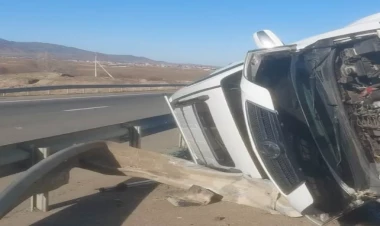 Göygöldə avtomobil piyadanı vuraraq öldürdü - FOTO