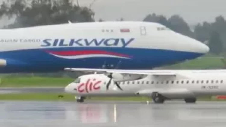 Silk Way West Airlines-a məxsus Boeing 747-8F ilk dəfə Kolumbiyaya eniş edib - VİDEO