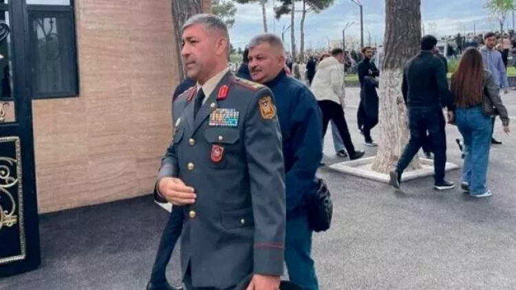 Mais Bərxudarovun yeni görüntüsü – FOTO