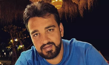 “Səni sevirəm, vallah, özü də çox” - efirdə xanımına sevgi ETİRAFI