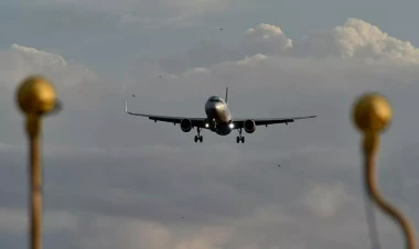 ABŞ-də təyyarə qəzası: Ölənlər var - FOTO