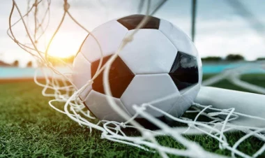 İki fransalı futbolçu Azərbaycandan deportasiya olundu