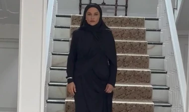 Hülya Avşar hicab bağladı - FOTO