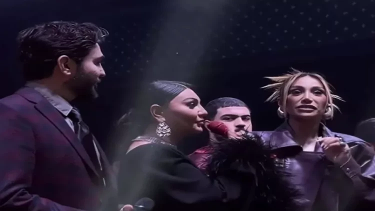 Röyanın səhnədə Şəbnəmə davranışı gündəm oldu - VİDEO