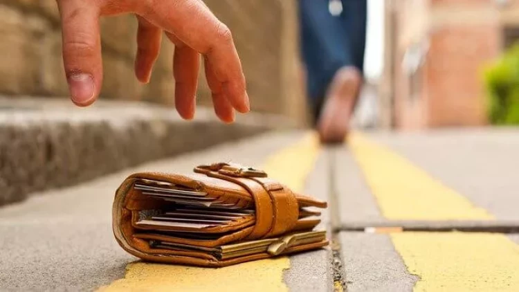 İtən əşyanın sahibi 1 il aşkarlanmasa tapanın olur