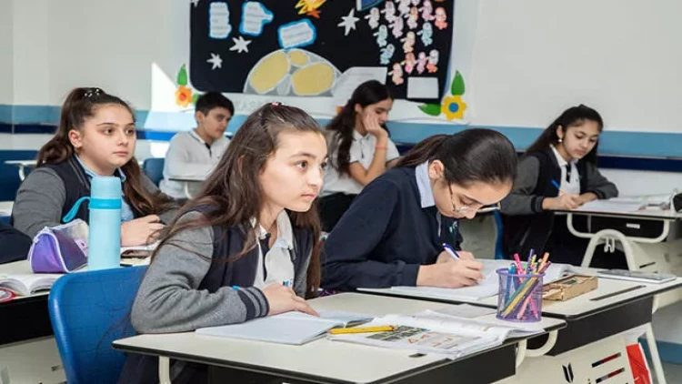 Özəl məktəblərin illik ödənişləri – ən ucuz 2,500, ən baha 54,900 AZN