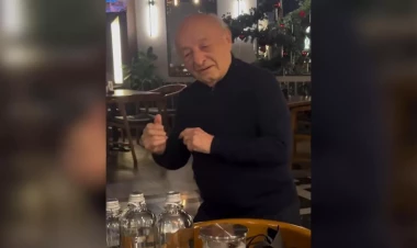 98 yaşını rəqs edərək qeyd etdi - VİDEO - FOTO