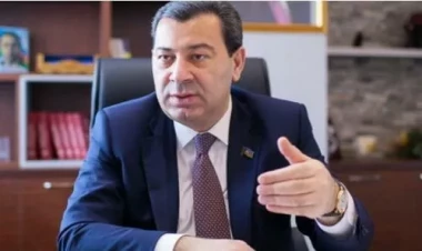 “Xanımım öz tələbəm olub” - Səməd Seyidov