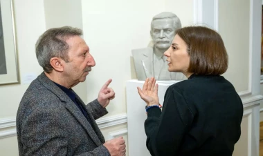 Azərbaycan Rəssamlıq Akademiyasının 25 illik yubileyinə həsr olunmuş sərginin açılış mərasimi keçirilib - FOTO