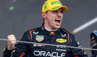 Maks Ferstappen 2025-ci ilin ən yaxşı pilotu seçilib