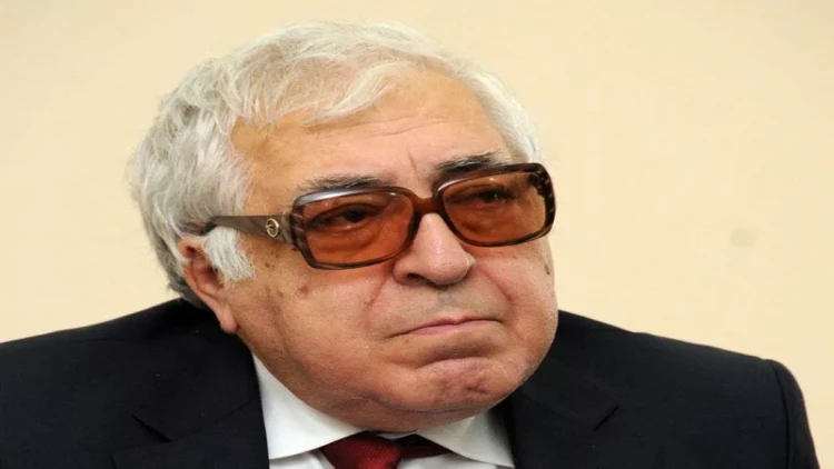 “O pulu aparıb yetim-yesirə verəcəyəm...nə borcuma” – Yazıçı Anar