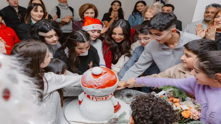 “Tut Əlimdən” Uşaqlar üçün Sosial Reabilitasiya Mərkəzində bayram şənliyi təşkil olunub - FOTO