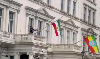 Londonda etirazçılar İran bayrağını dəyişdirdilər