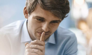 Karl Qustav Yunqdan orta yaş böhranı üçün dərman kimi söz: 